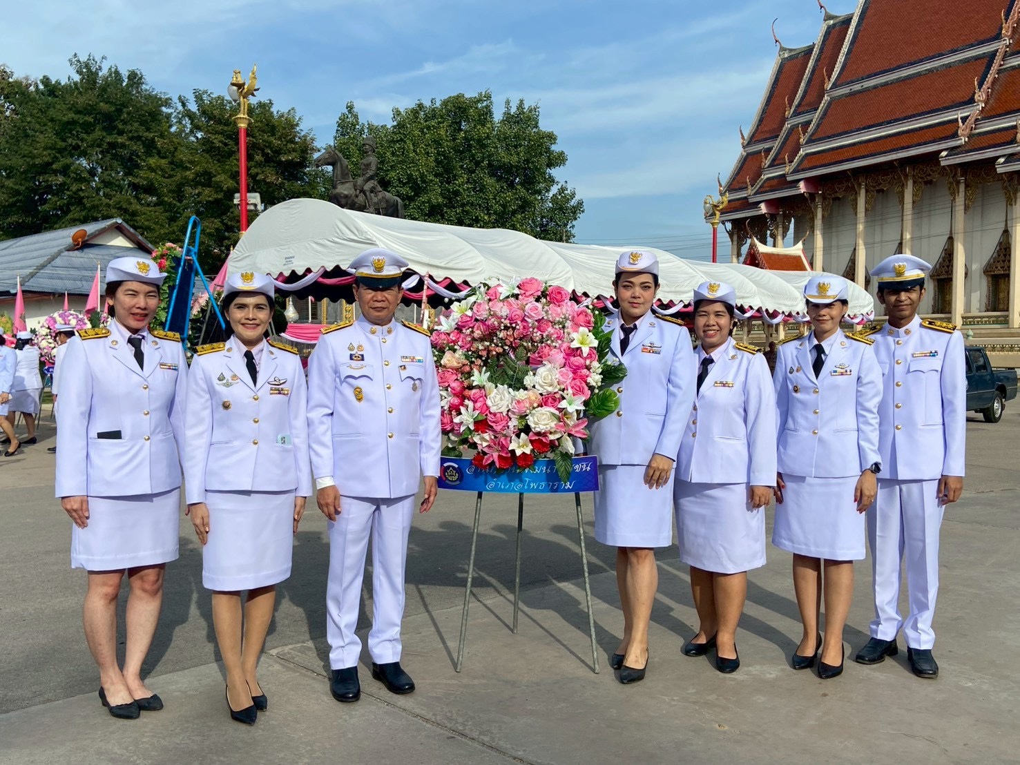 💝สพอ.โพธาราม เข้าร่วมพิธีวางพวงมาลาเพื่อน้อมรำลึกในพระมหากรุณาธิคุณ เนื่องในวันคล้ายวันสวรรคต พระบาทสมเด็จพระจุลจอมเกล้าเจ้าอยู่หัว ประจำปี 2568 💝